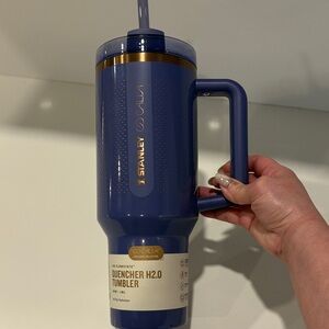 PurpleQuencher H2.0 Tumbler with Handle 40oz